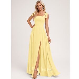 Brand new w/ tags JJ’s house Daffodil A-line Square Floor-Length Dress With Bow